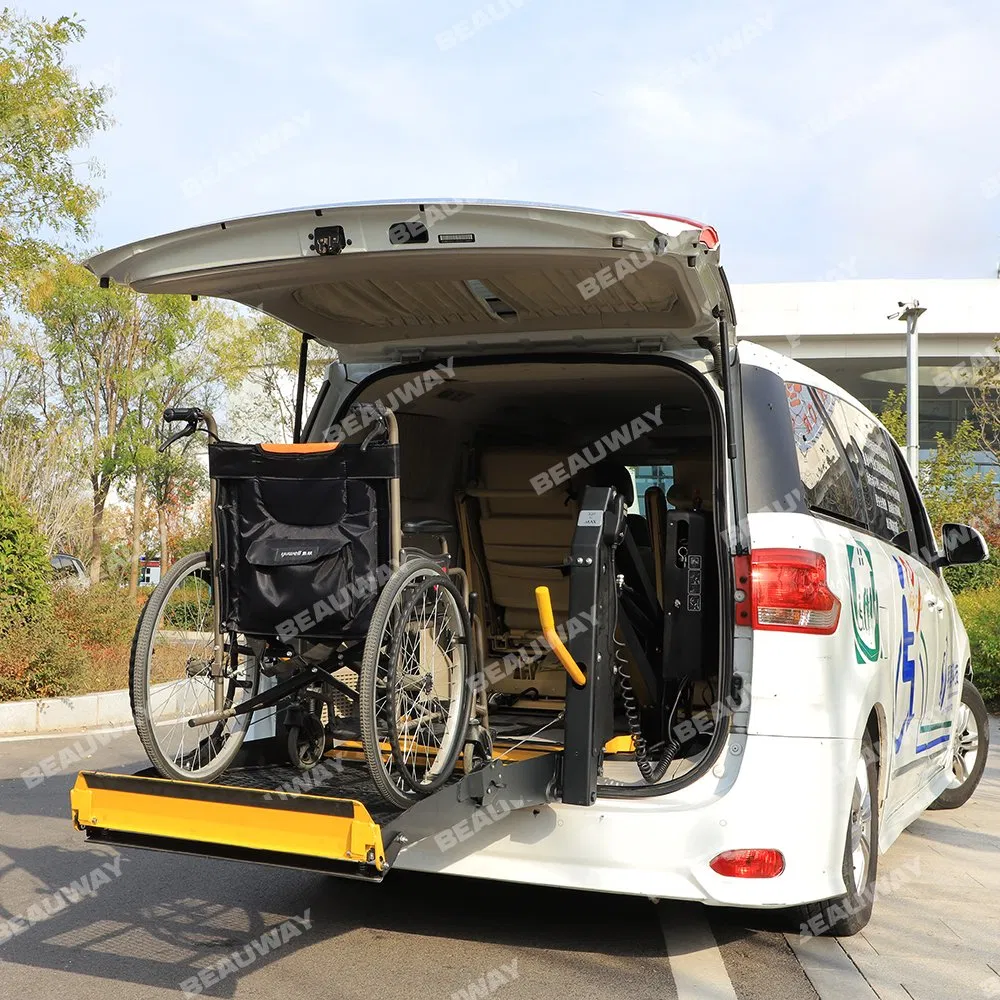 Electric Hydraulic Wheelchair Lift Platform for Disabled Handicapped Older People Assisting Patients to Board Vehicles