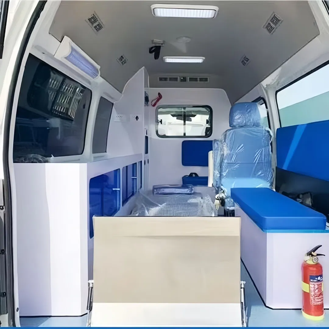 Foton Hospital ICU Medical Ambulance with Monitoring Equipment for Critical Care Transportation