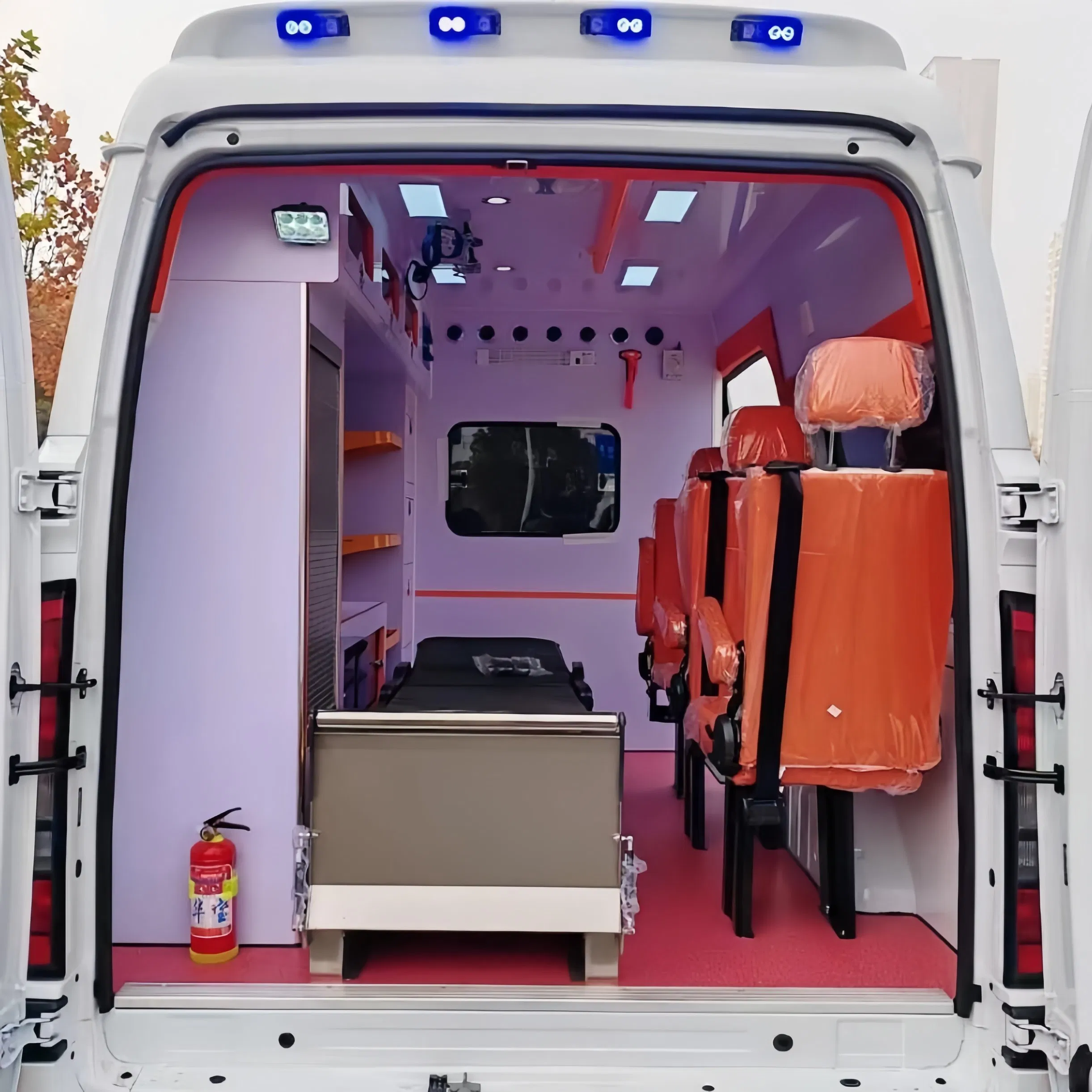 Medical-Compartment Ambulance: Ergonomic Layout, Advanced Monitoring Equipment, Real-Time Communications &amp; Patient Data Fully Equipped for Emergency Care
