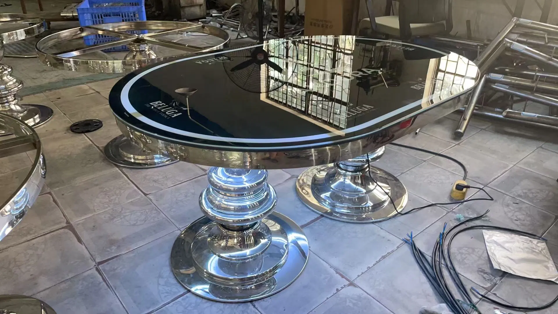 Customized KTV Bar Nightclub Hookah Lounge Furniture Stainless Steel Oval Bar Coffee Table Round Night Club Liquor Center Table