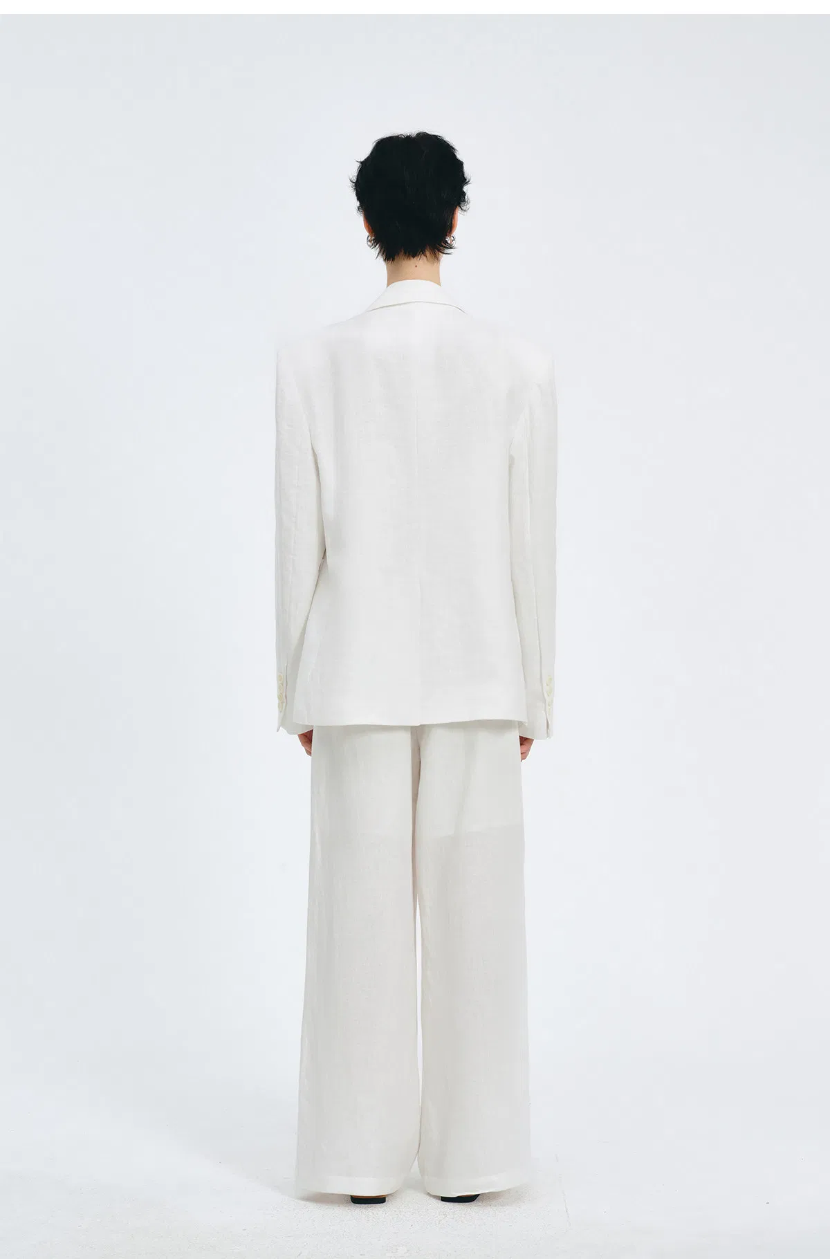 Women Oversized White Linen Blazer Jacket, Loose Notch Lapel Single Button Breathable Summer Suit Coat Casual Office Outerwear Custom Logo Wholesale