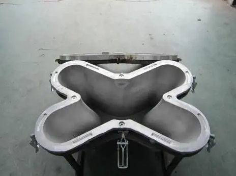Cold Chain Rotomolding Molds for Food Transport &amp; Pharmaceutical Packaging Insulated Mold Product Category
