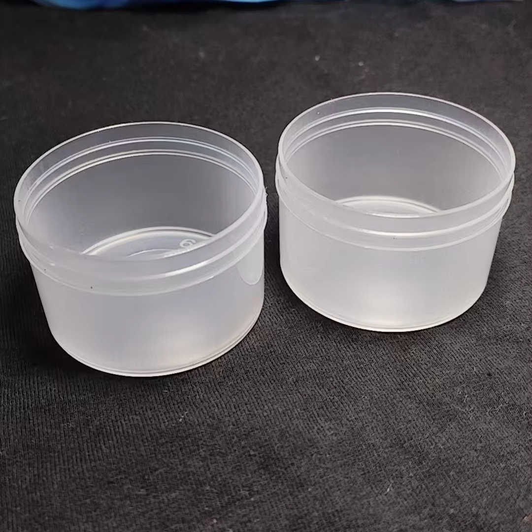 Made in China PP Transparent Pharmaceutical Industry Medicine Measuring Cup Mold