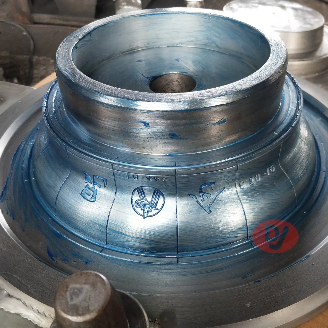Easy Demoulding Finished Cushion Mould for Industrial Packaging Flap Manufacturing, China Precision Tyre Mould