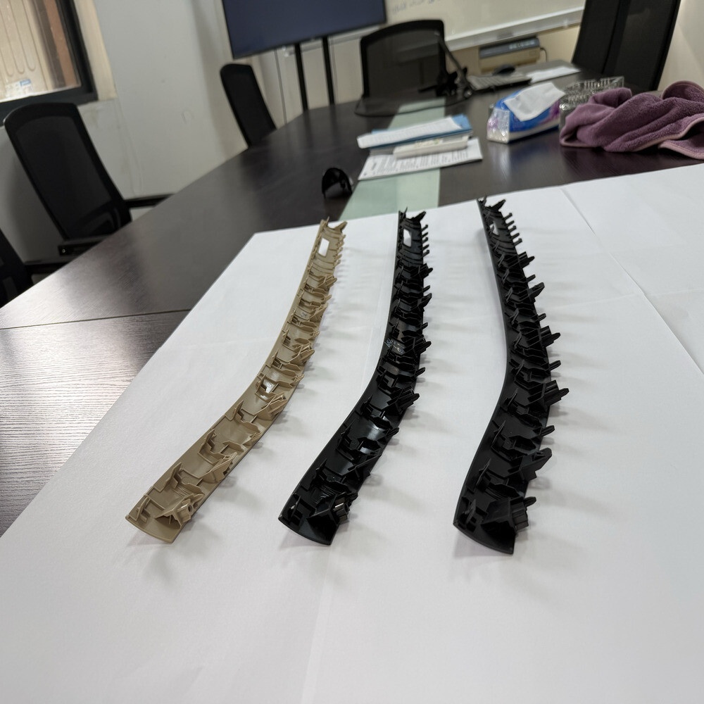 High Precision Flexible Rubber Side Passenger Air Outlet Trim Mold For Car Interior Decoration Premium Quality