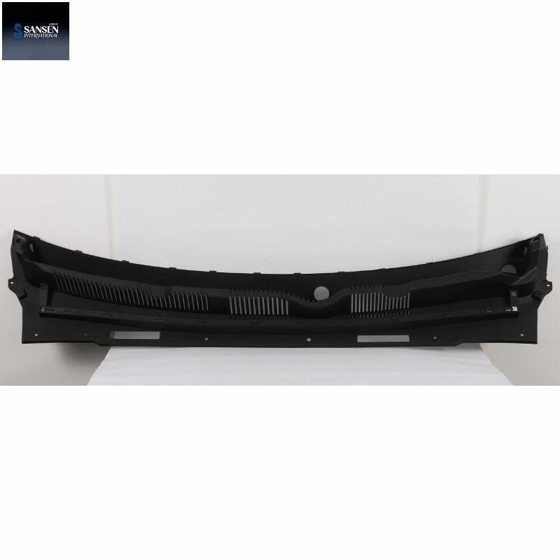 Precision Automotive Exterior Parts Mold with Cooling Channels for Mass Production