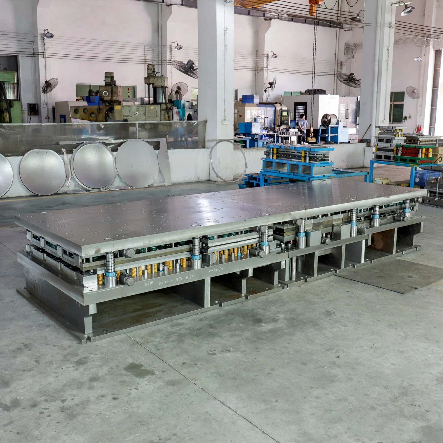 800t Press Big Die Tooling Metal Drawing Forming Punching Progressive OEM ODM Stamping Mold for Home Appliances Automotive Car Electronics Industry Holder Parts