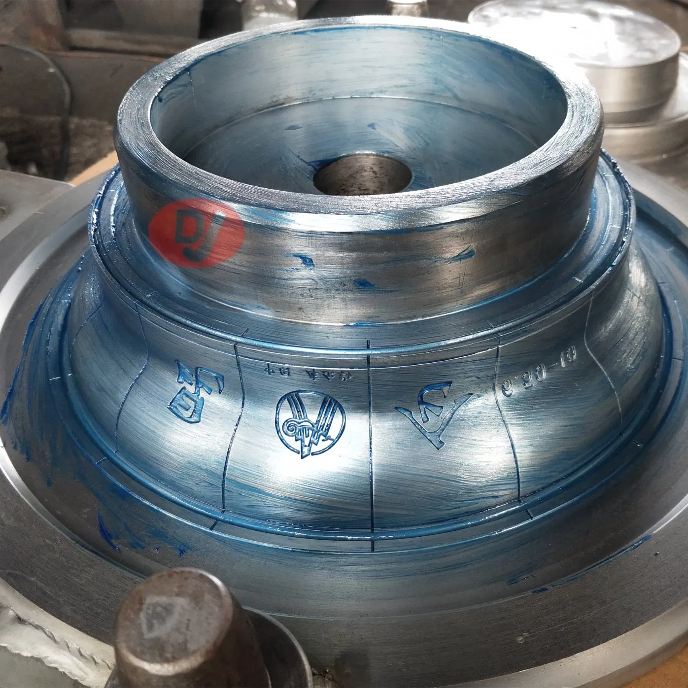 Easy Demoulding Finished Cushion Mould for Industrial Packaging Flap Manufacturing, China Precision Tyre Mould