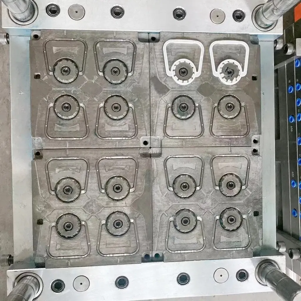 Handle Mould Features