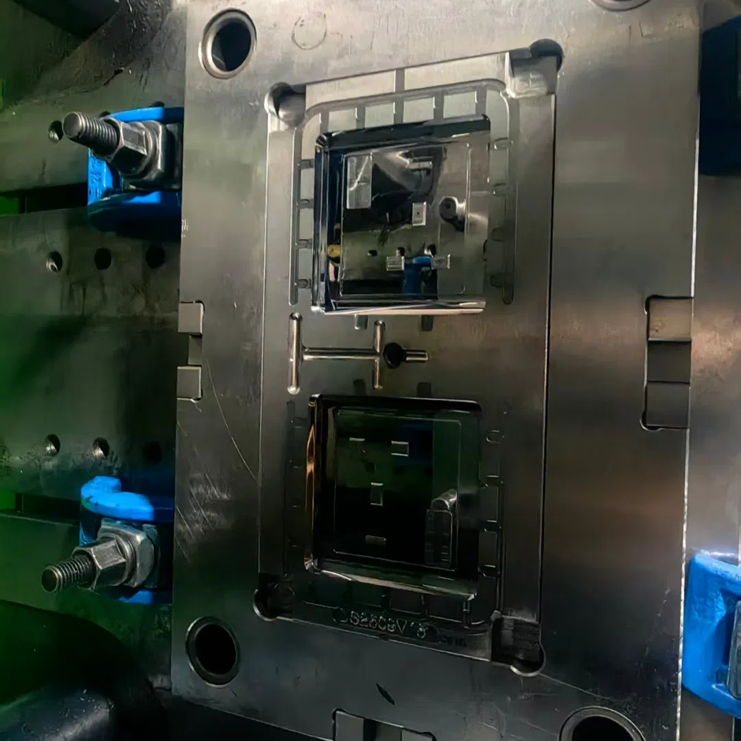 High Precision Durable Stainless Steel Multi-Cavity Automotive Interior Exterior Components Plastic Injection Mold