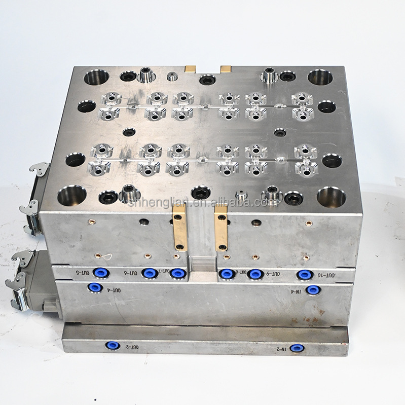 Medical Mold Manufacturer | 24-Cavity Custom Drug Delivery Device Mold with Hot Runner and Cold Runner