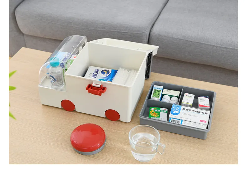 First Aid Box Display 15