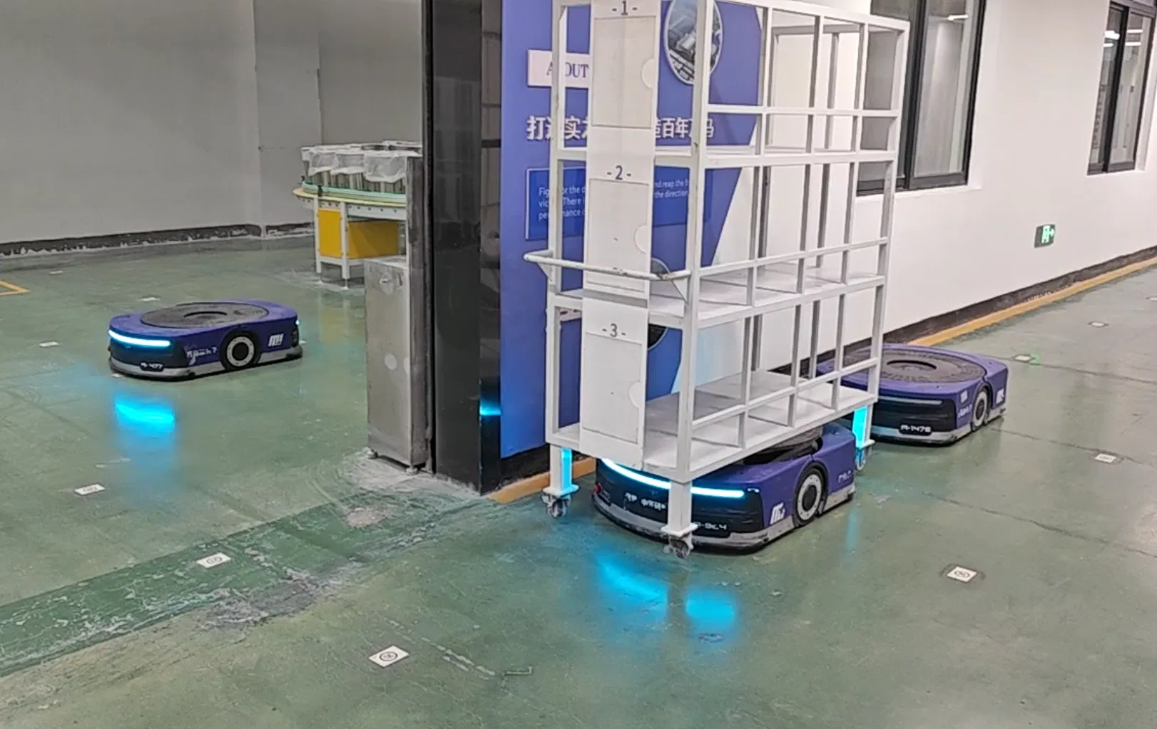 Smart Logistics Equipment with Intelligent Agv Technology for Warehousing