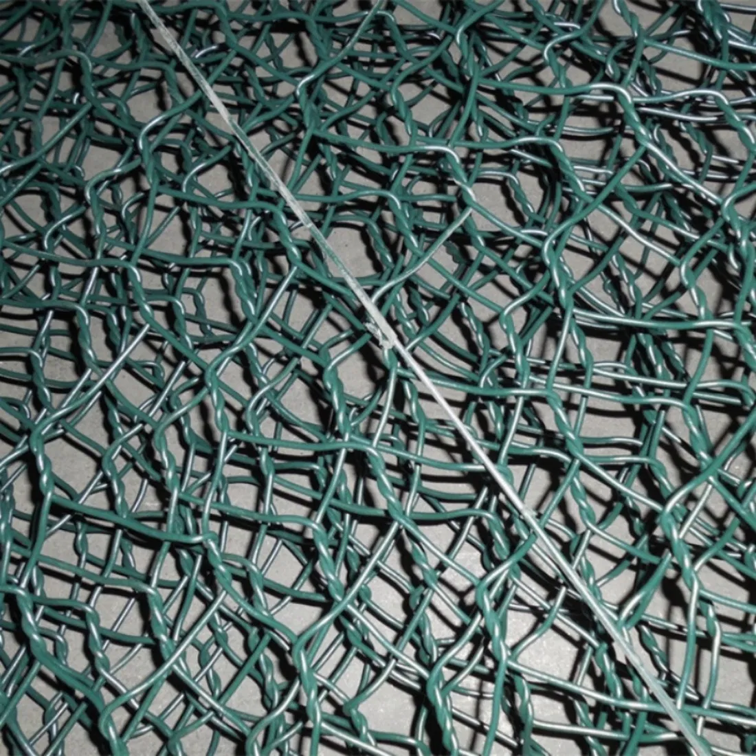 Anti Rust Galvanized Hexagonal Woven Wire Gabion Box Revetment Stone Cage