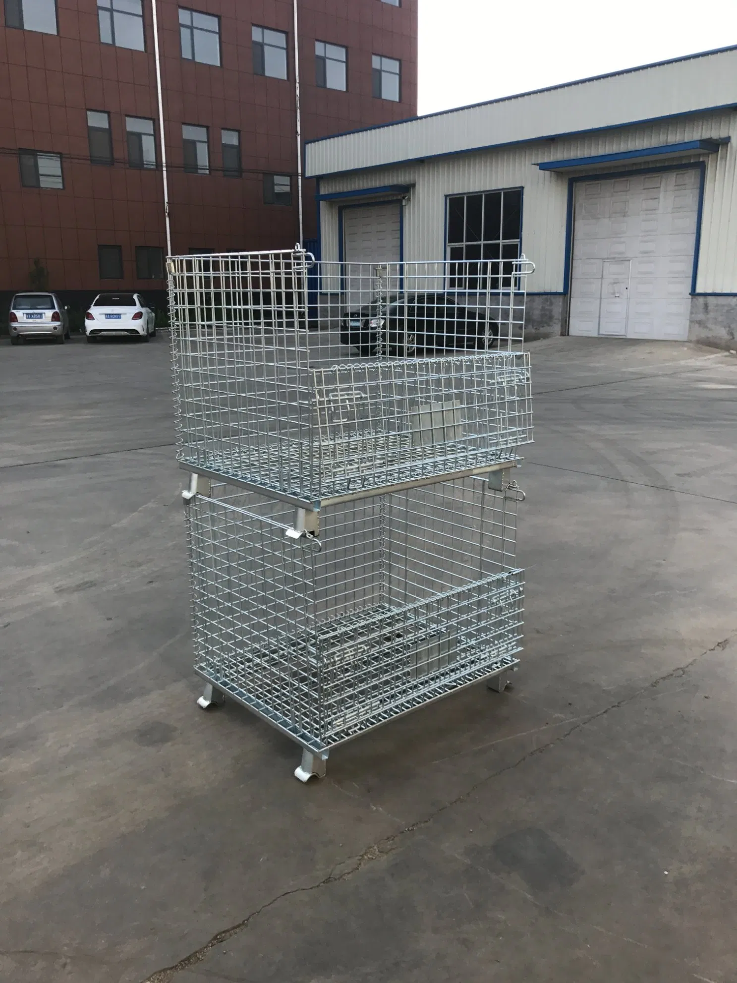 Returnable Foldable and Stackable Metal Zinc Plate Pet Preforms Wire Mesh Steel Storage Cargo Pallet Cages/Box with Wheels