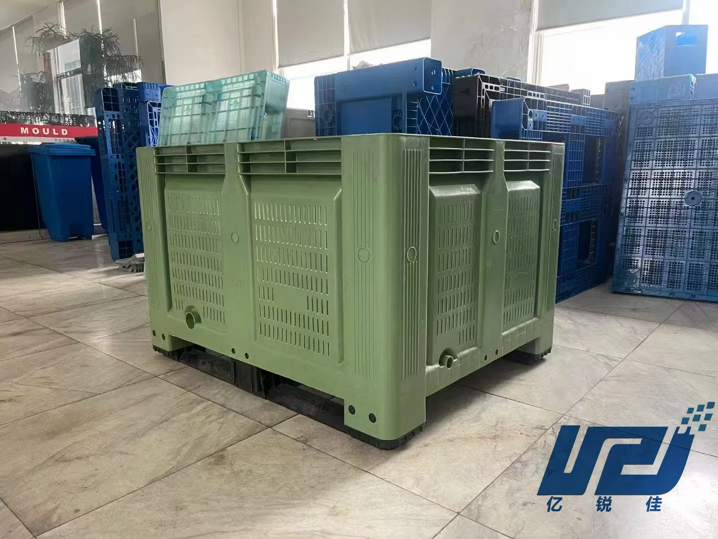 Industrial - Grade Foldable Plastic Turnover Box for Warehouse Logistics Operations