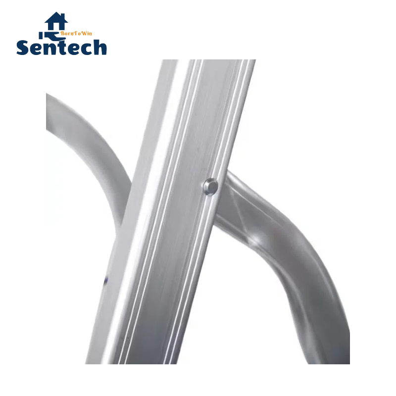 Durability Folding Ladder Multipurpose Mobile Ladder with Safety Rope 8-Step for Homeuse