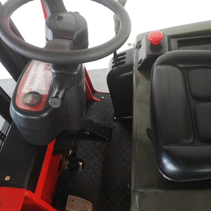 Industrial Equipment for Efficient Material Handling in Narrow Aisle Warehouse