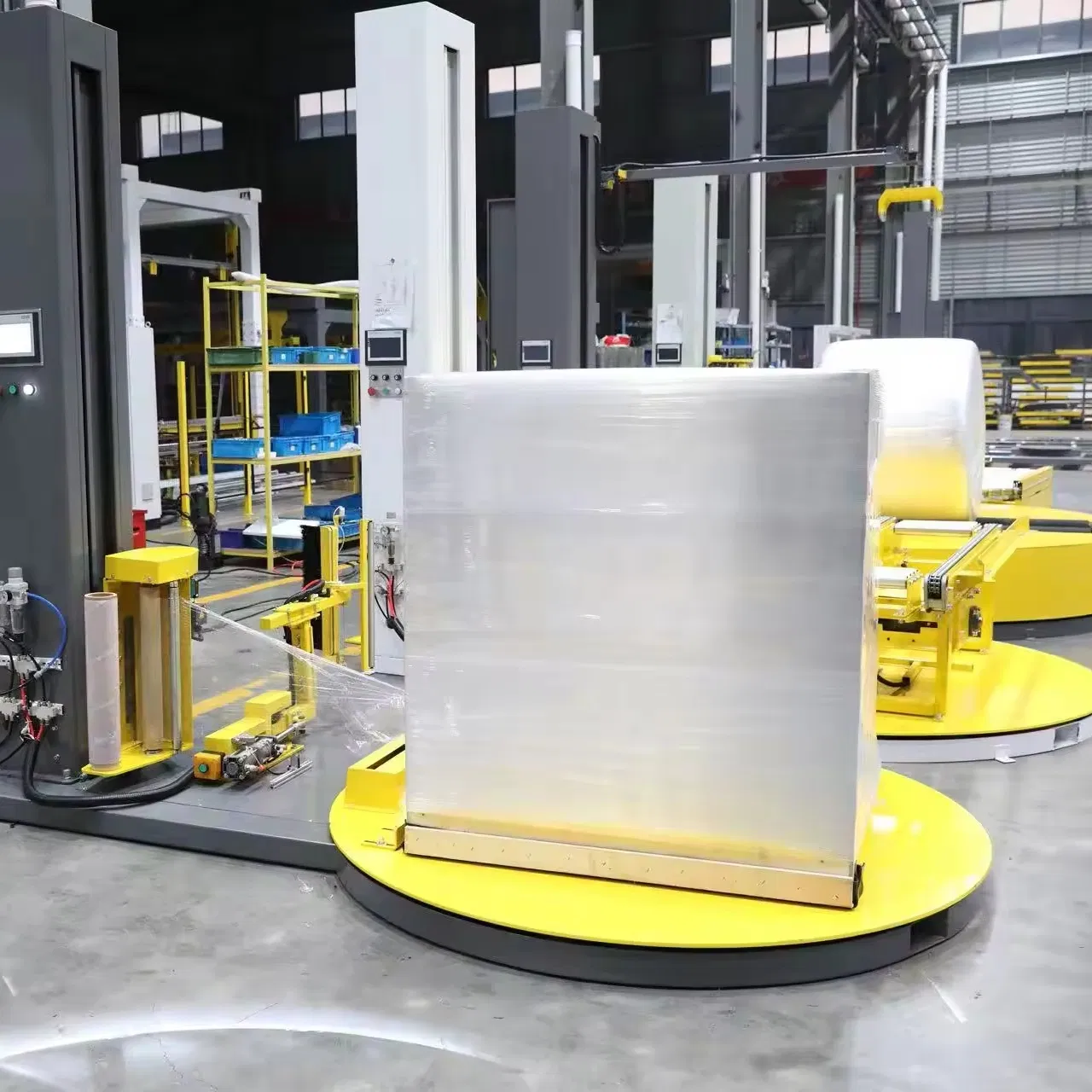 Pallet Stretch Wrapping Machine for Industrial Transport Safety