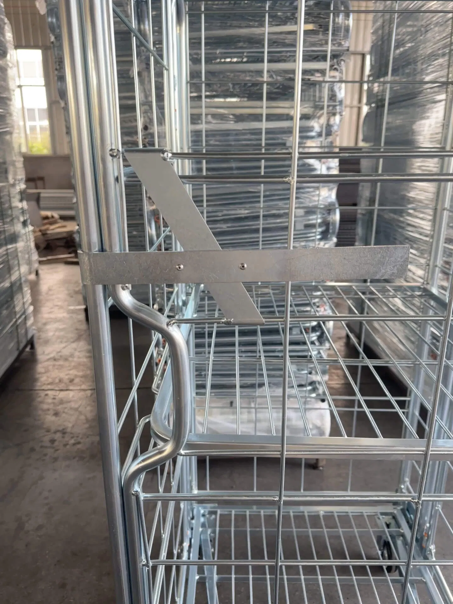 Folding Stackable Security Customized Storage Nesting Roll Trolleys Folding Stackable Rolling Cage Steel Cage Laundry Trolley