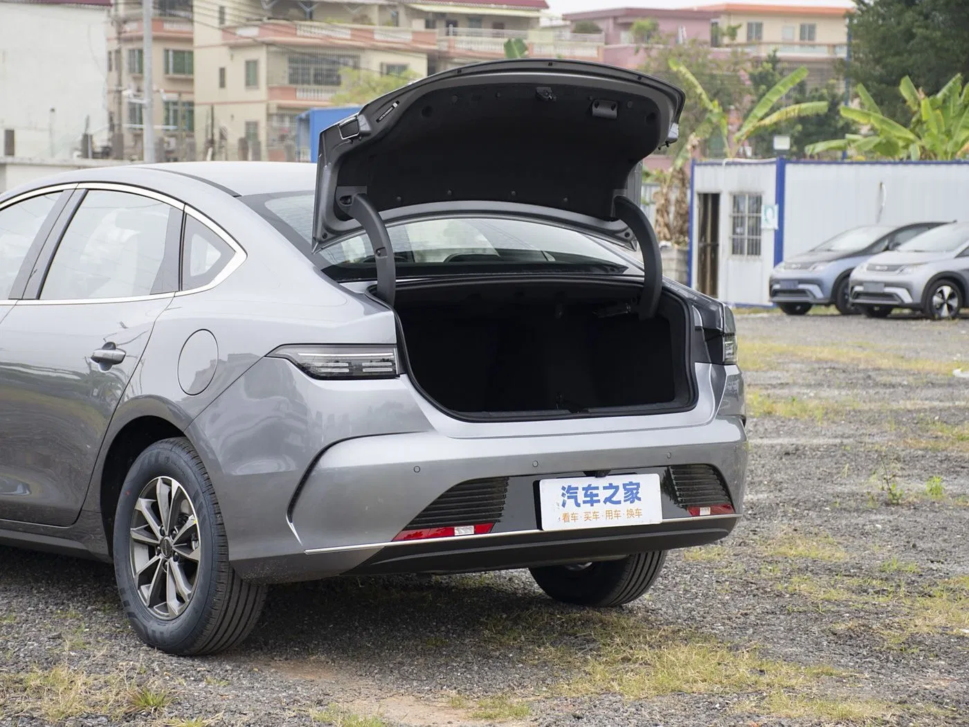 Affordable Byd Destroyer 05 Hybrid Car - Perfect Family Vehicle Choice