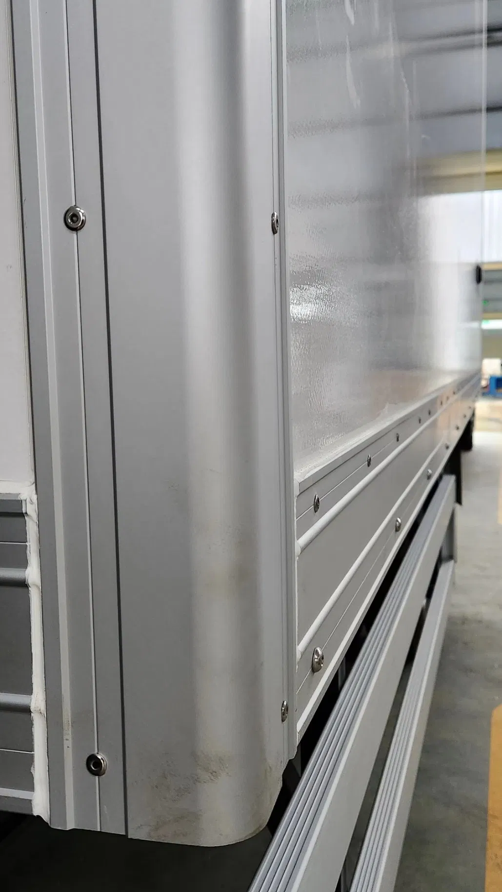 High-Power-Save Refrigerated Truck Body, FRP Sanwich Foam Insulation Panels 4.2 M Chiller Truck Box