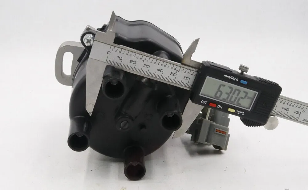 Toyota Corona Distributor Detail 3