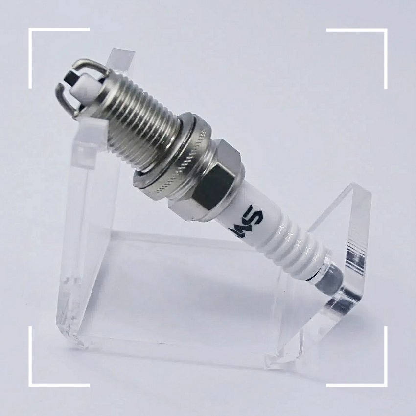 Auto Engine Spare Parts Bougies Ignition System Accessories Bujias OEM Spark Plug Kh7rti