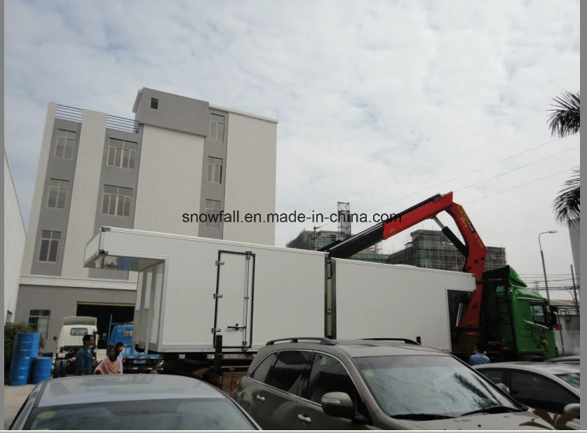 Lightweight and Durable Fiberglass Truck Body for Cargo Transport