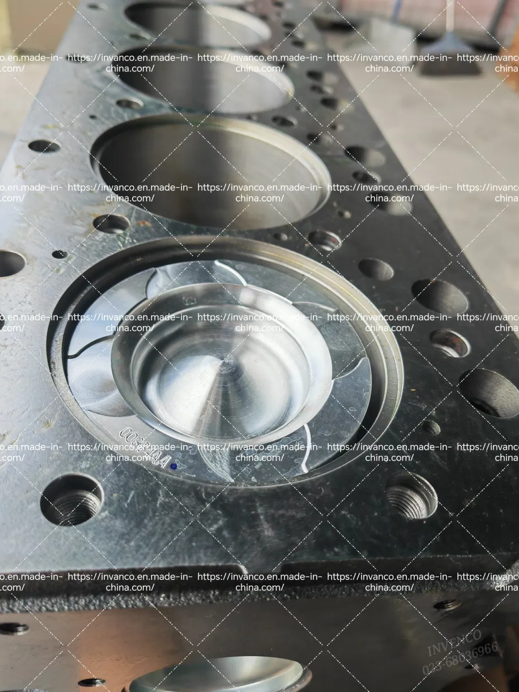 DL06 Engine Component 5