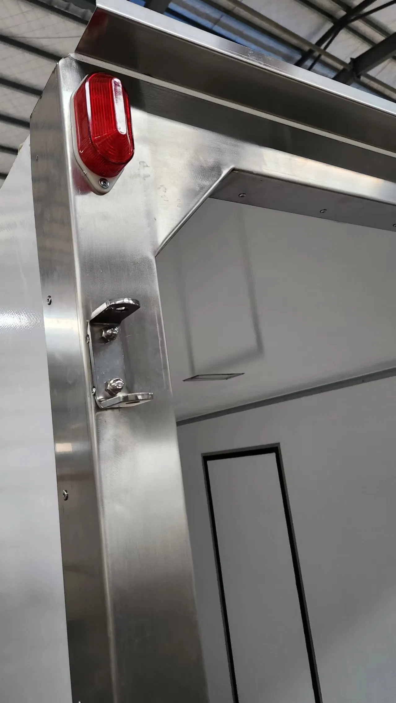 Customize Refrigerated Truck and Refrigerated Meat Truck Body