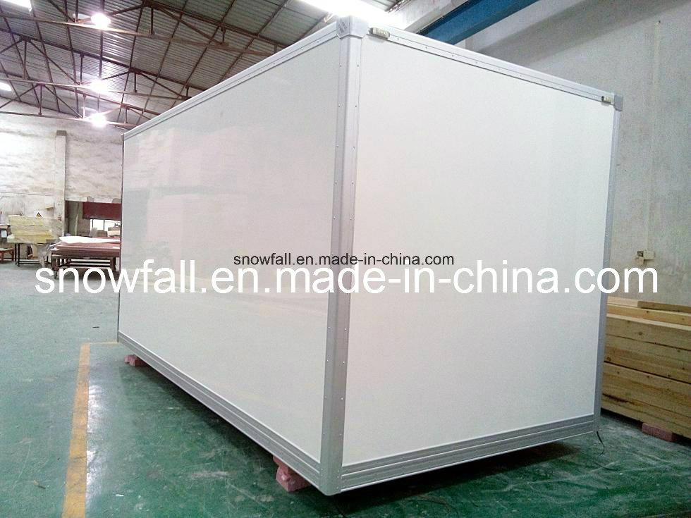 Lightweight and Durable Fiberglass Truck Body for Cargo Transport