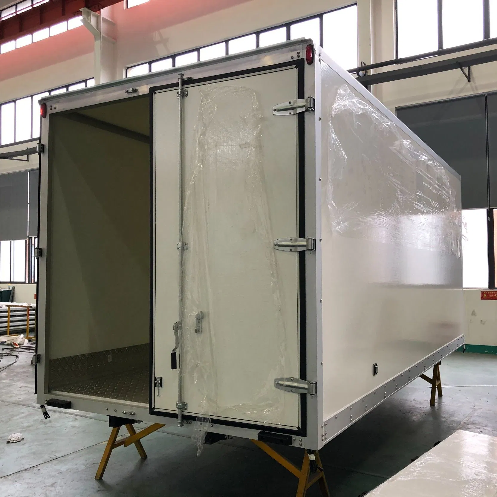 Lightweight, Environmentally Friendly, Energy-Saving, Quick-Assembly Dry Truck Box CKD Truck Box/Dry Freight Truck Body