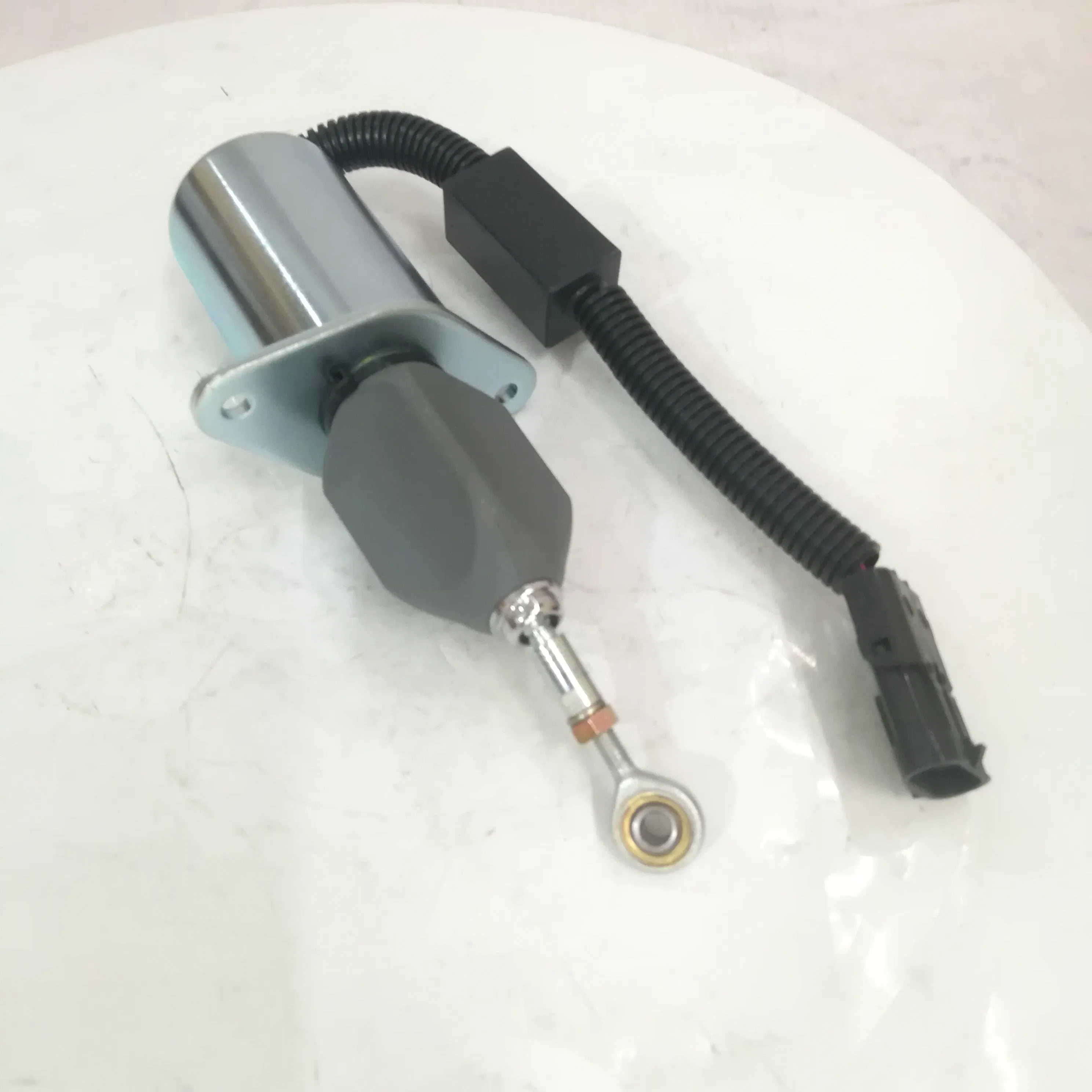 Ignition System Parts 24V Fuel Shutoff Solenoid 4942878 for Dongfeng Cummins