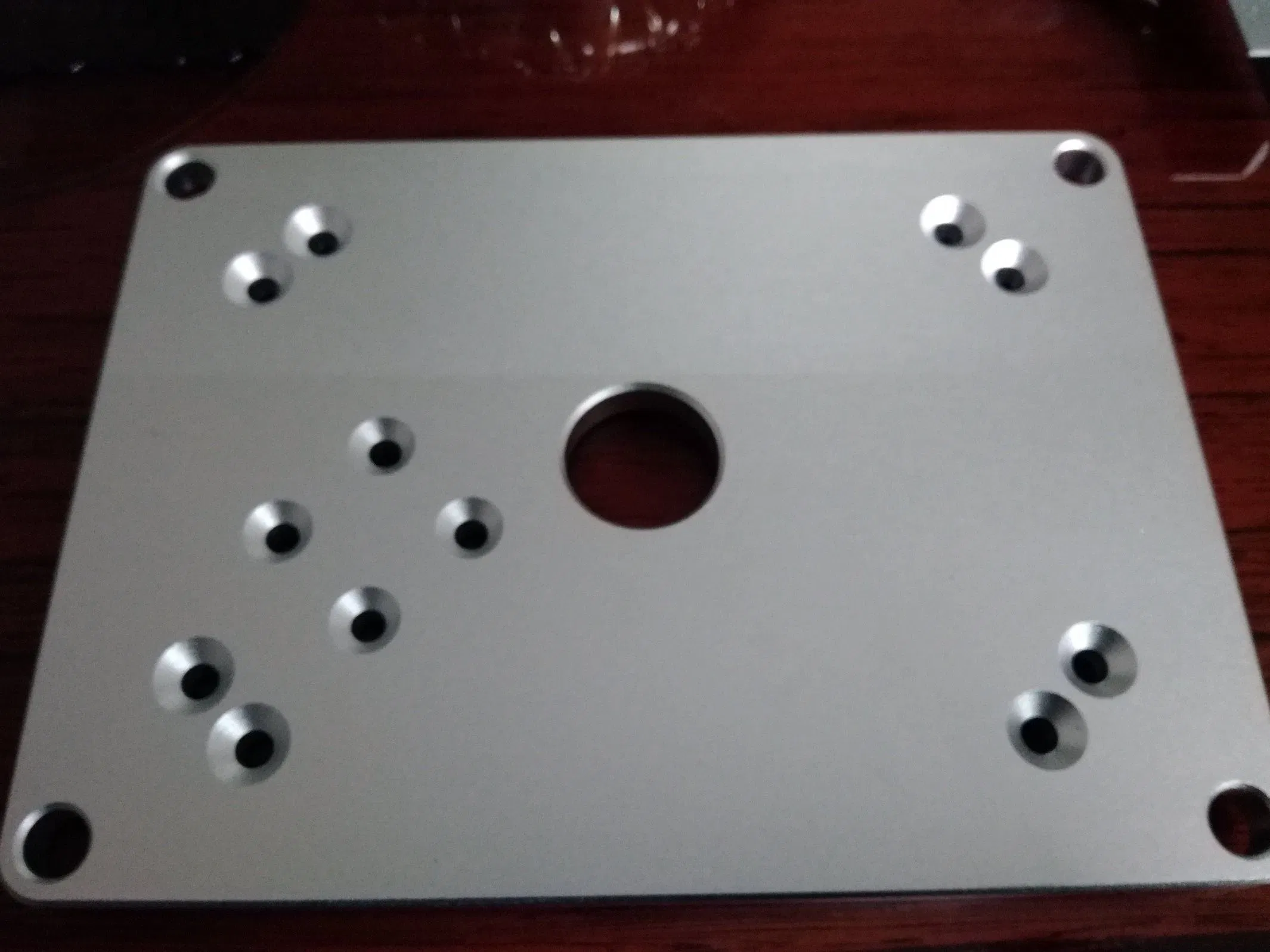 Energy Efficient Power-Regulating Aluminium LED CNC Parts Commercial Interiors