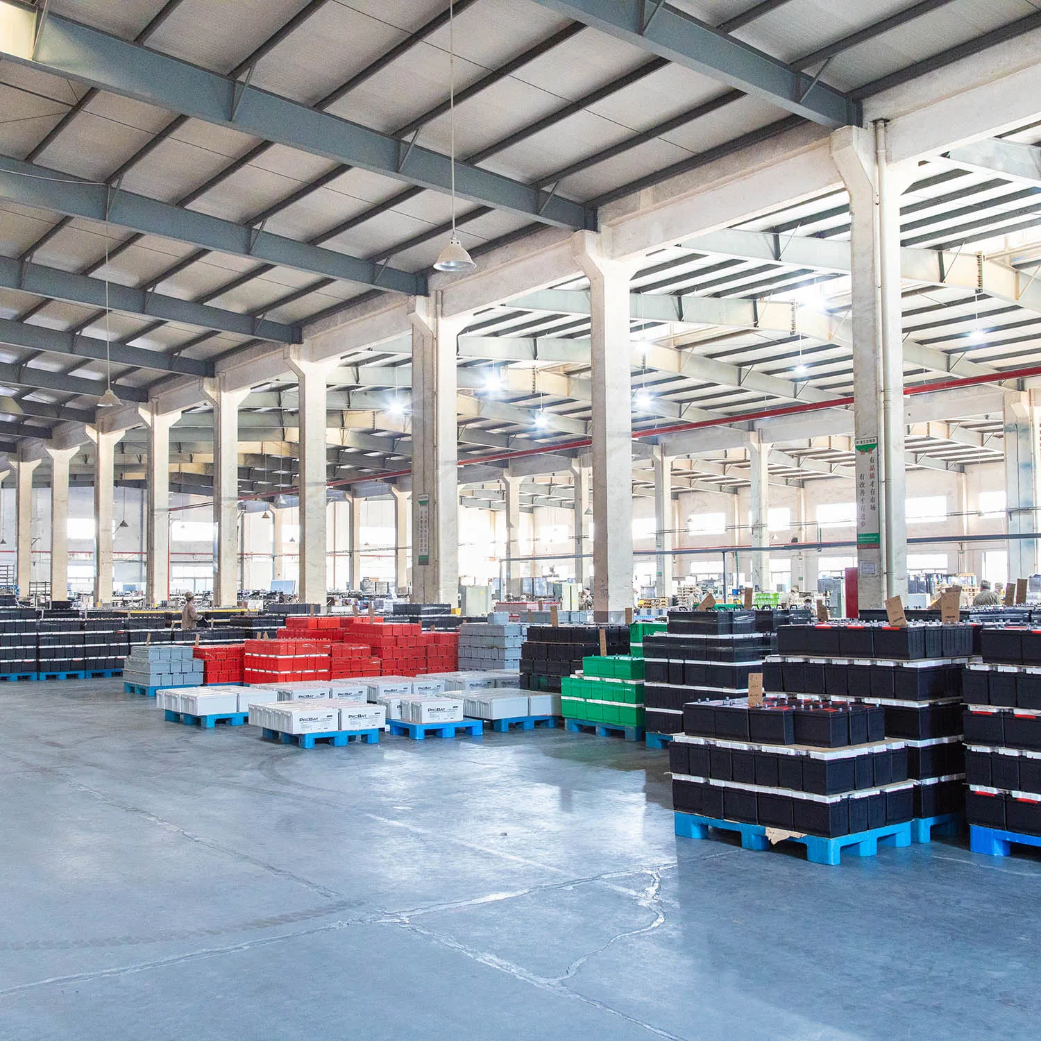 Durable AGM Start-Stop Battery with Rapid Recharge Technology