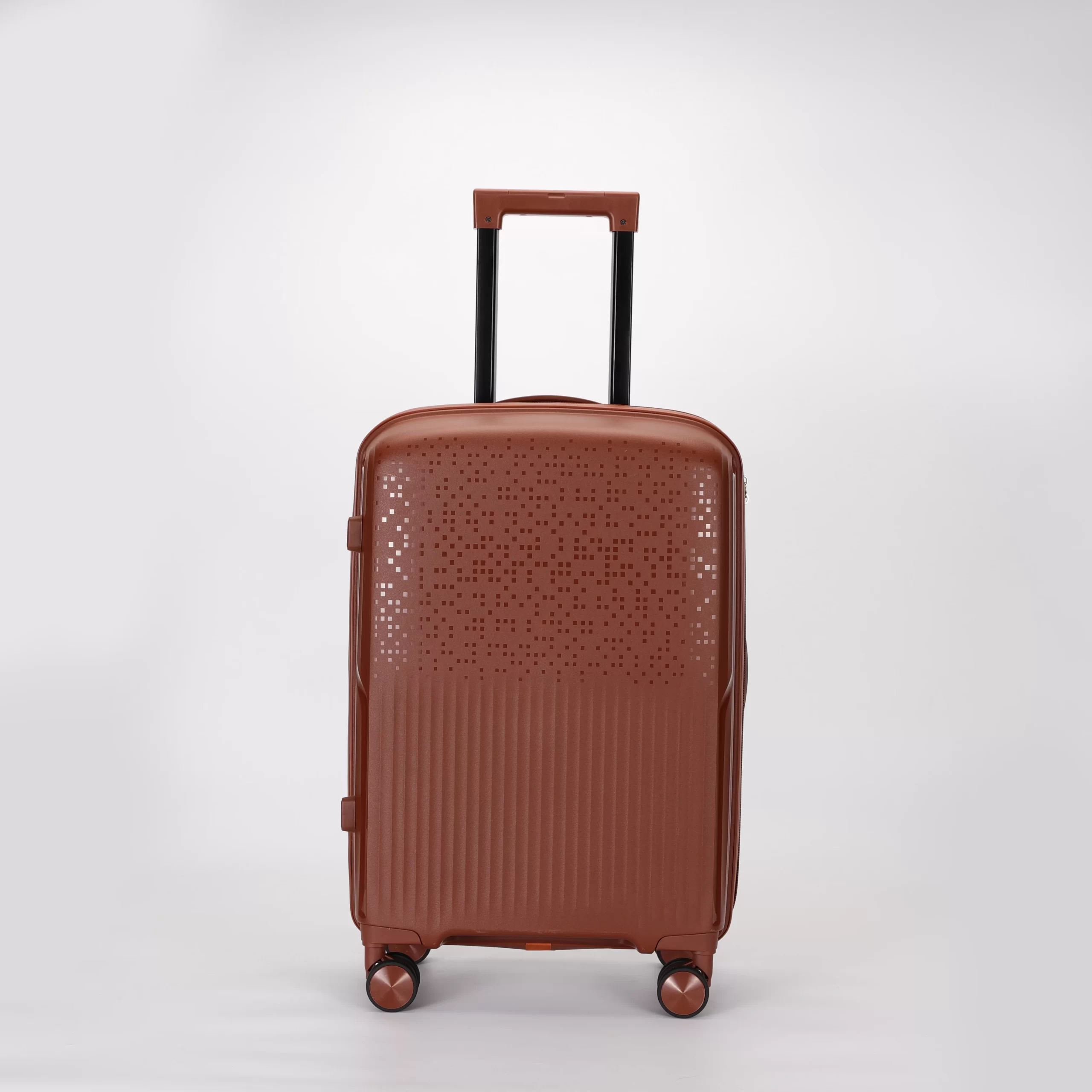 PP Luggage B014