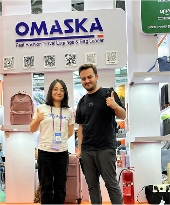 OMASKA luggage factory global live streaming brand promotion