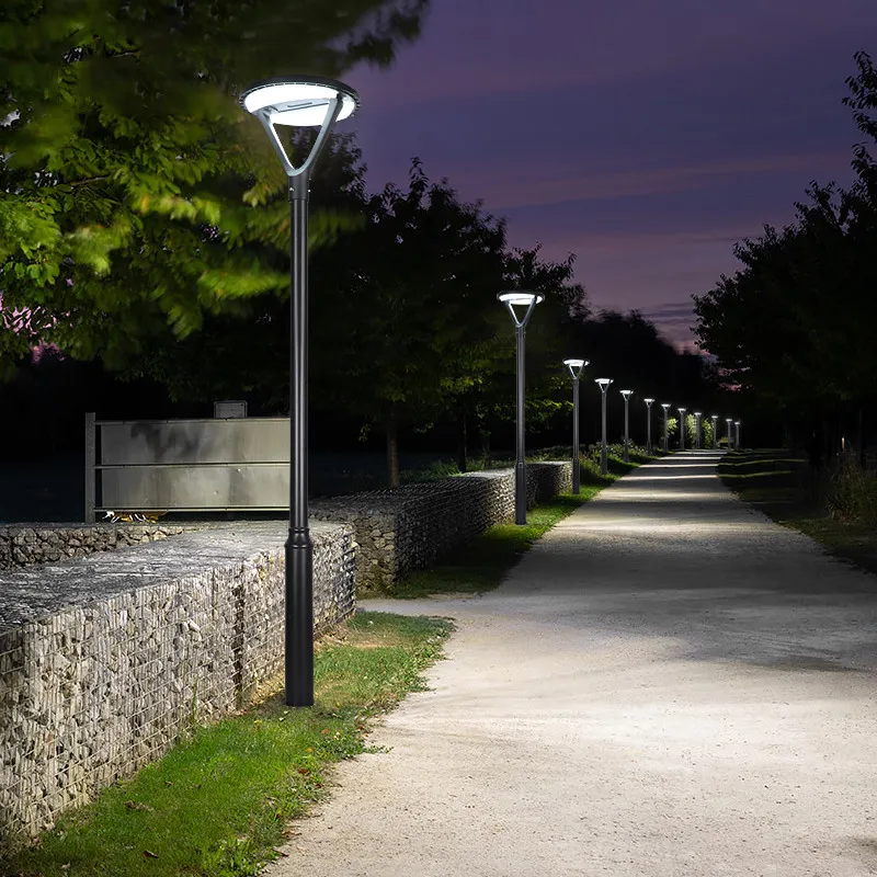 High Quality Energy Saving LED Lighting Lamp Solar Garden Light Outdoor Solar Rechargeable Yard Villa Plaza with Solar Battery Lighting Night View 1
