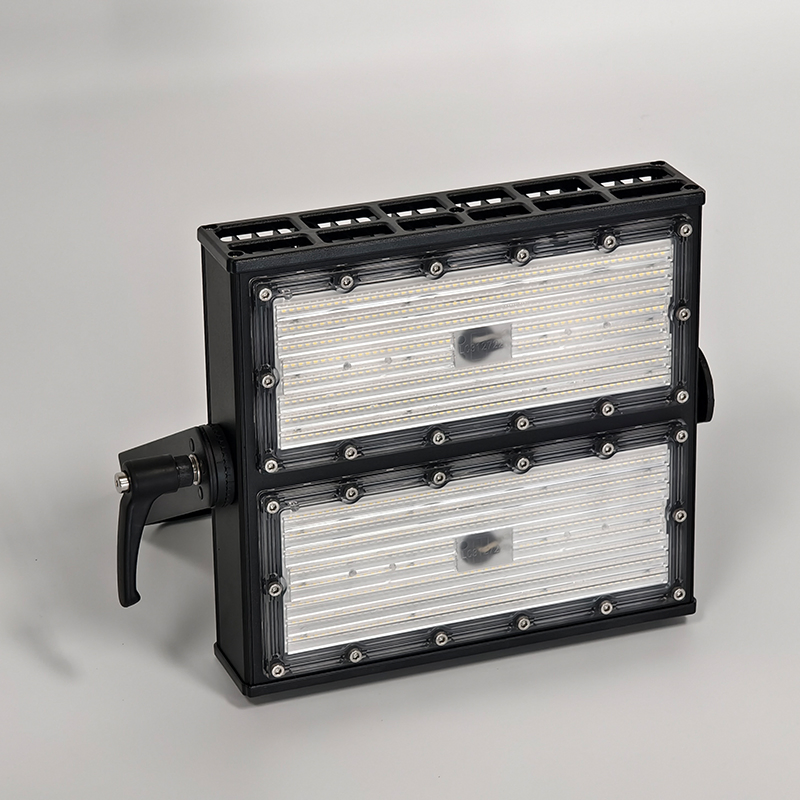 Conssin Waterproof Robust Construction Long Lifespan Low Maintenance LED Floodlight