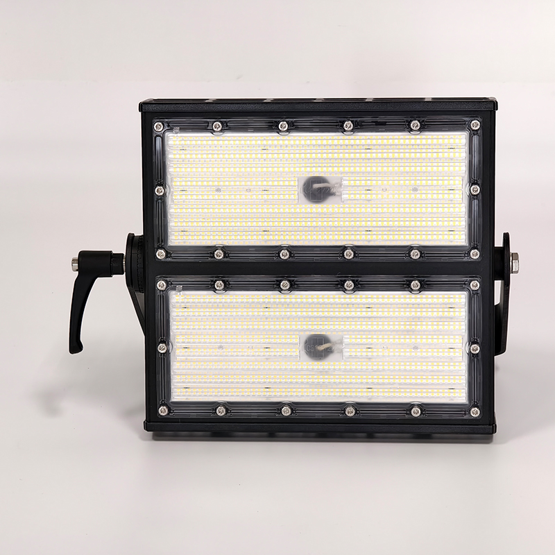 Conssin Waterproof Robust Construction Long Lifespan Low Maintenance LED Floodlight