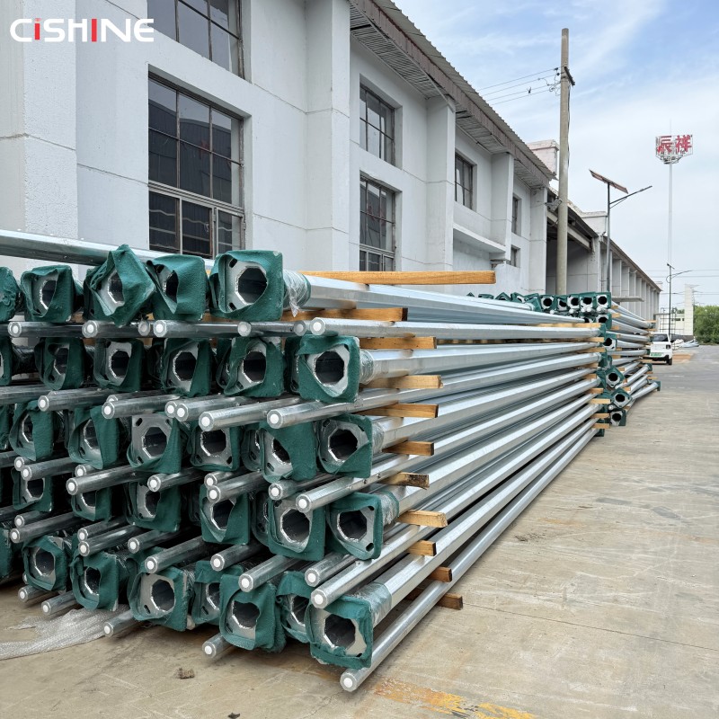 Outdoor 6m 7m 8m 9m 10m 12m Solar Galvanized Electrical Steel Octagonal Tapered Fiber Optic Street Lamp Pole Lighting Post Price
