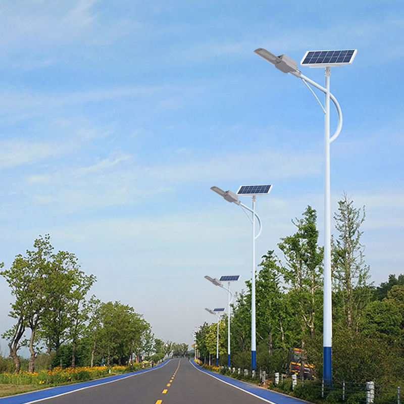 IP65 Outdoor Solar LED Street Light All-in-One Design With Built-in Panel And Battery