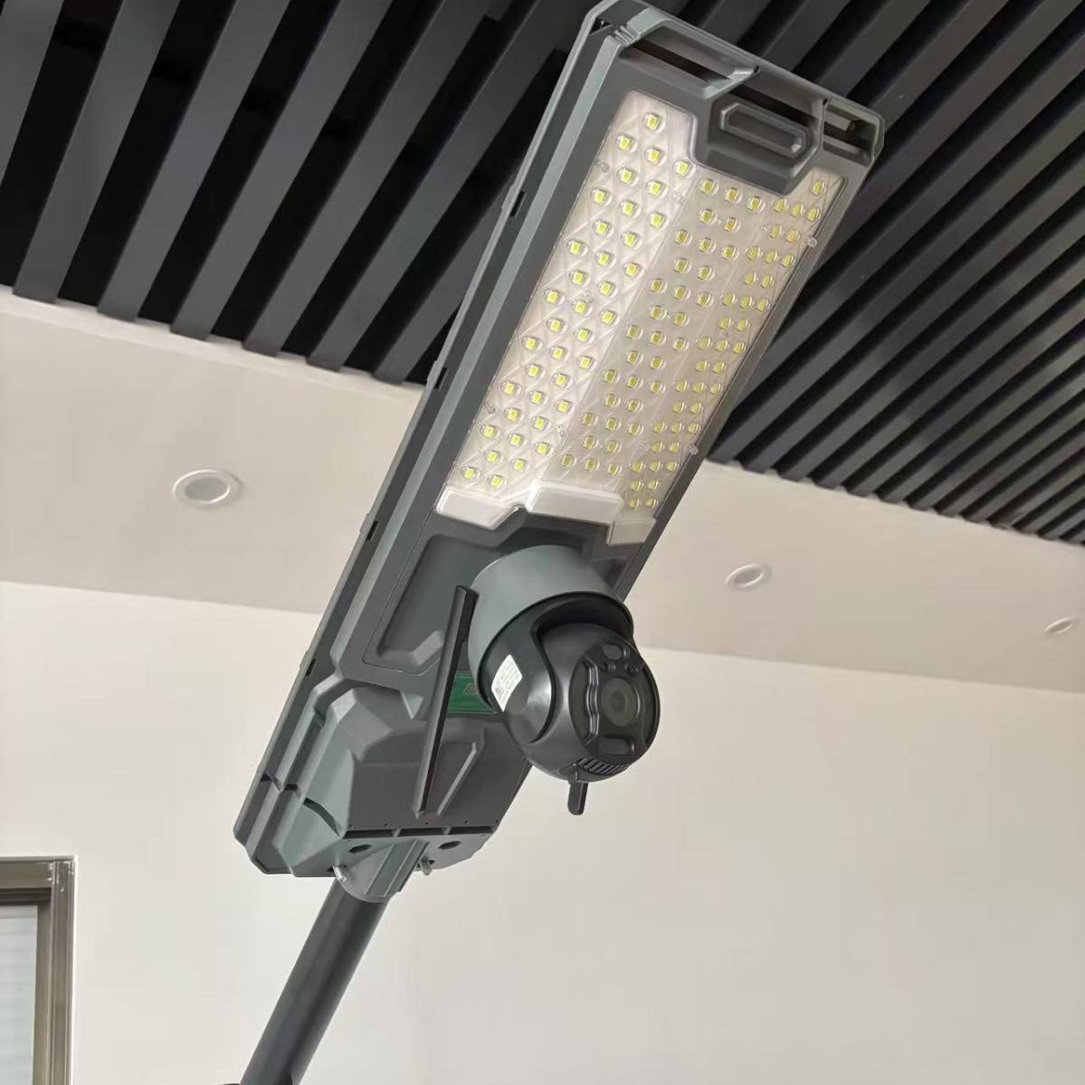 New All-in-One Solar LED Street Light with 4G WiFi Motion Sensor Camera Design IP65 ABS Lamp Body