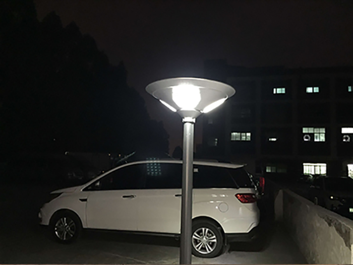3m 15W Outdoor LED Solar Plaza Light Garden Light