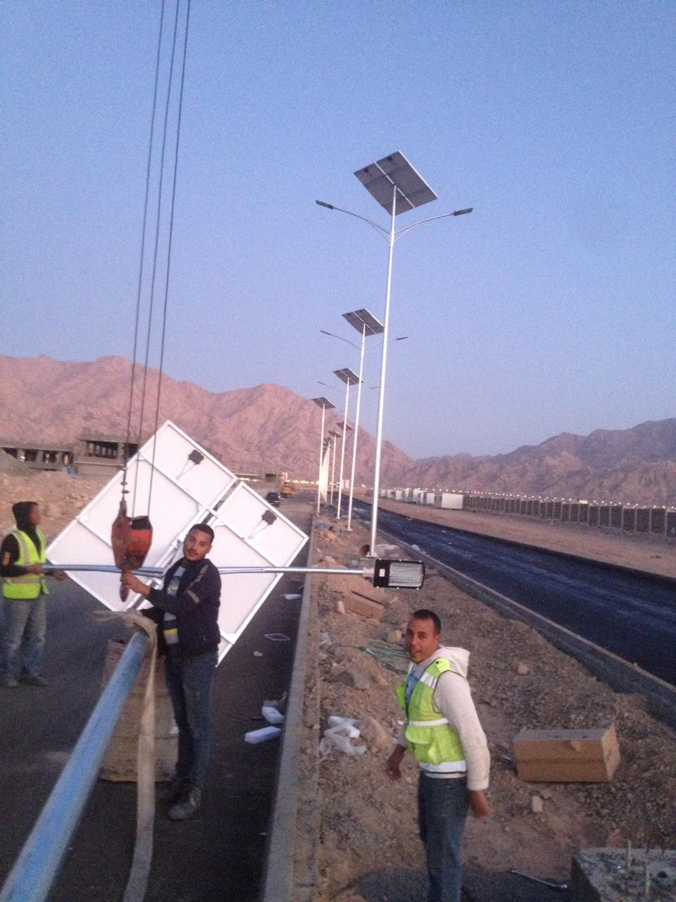 Split Solar Led Street Light 40W-180W 12000LM-25000LM High Efficiency Monocrystalline Panel IP66 Anti-Corrosion Wholesale