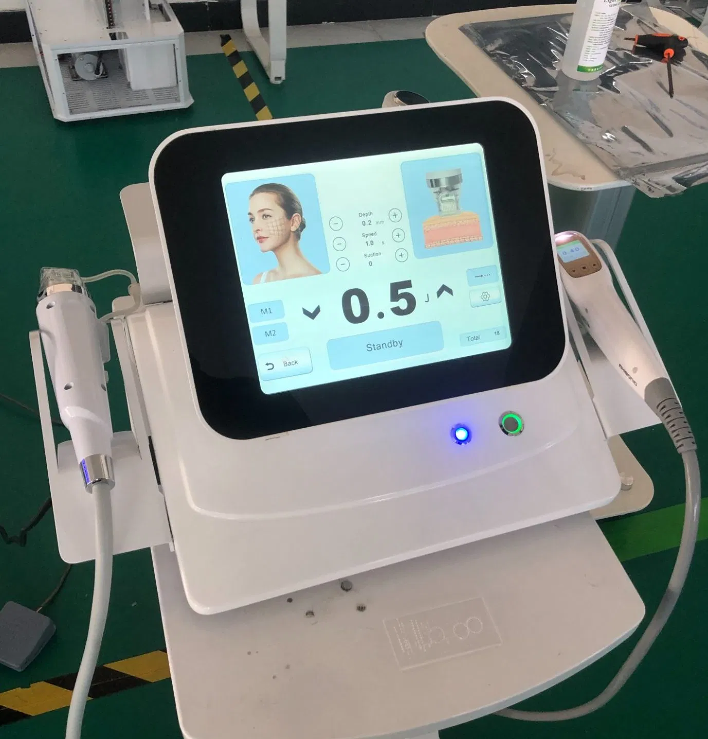 Professional Wrinkle Removal, Face Lifting, Skin Rejuvenation Hifu Beauty Device for Salon Use