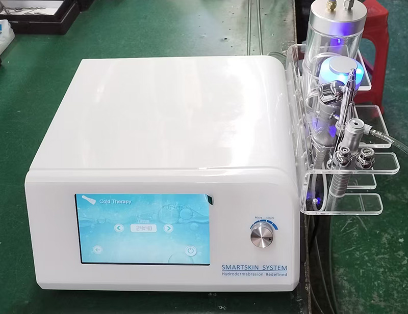 NEW 3-in-1 Hydrodermabrasion Facial Care Machine Exfoliation, Oxygen Infusion, Cold Therapy