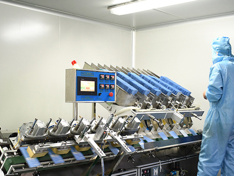 Hospital sterilization department using Onyx Medical sterilization monitoring products