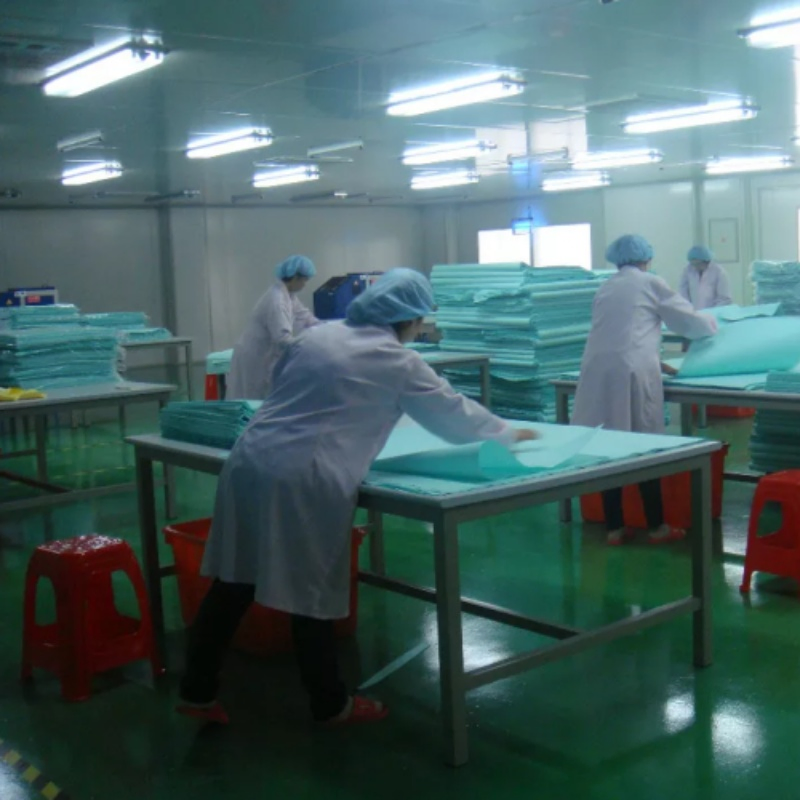 30X30cm Medical Grade Crepe Paper 45 GSM 60GSM Sterilization Crepe Paper Green